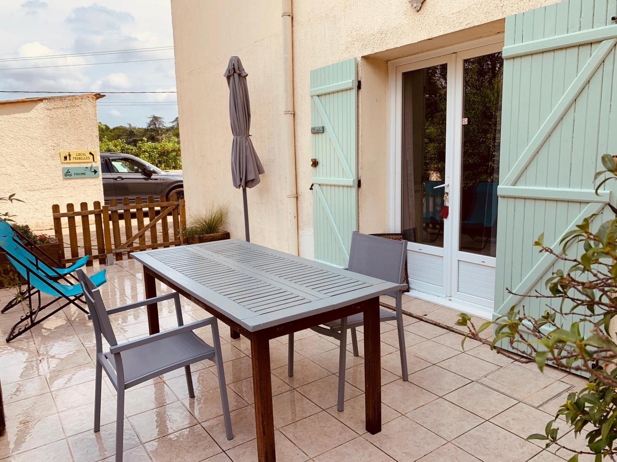 Bed and Breakfast Mas Saint-Ange Lunel  Zimmer foto