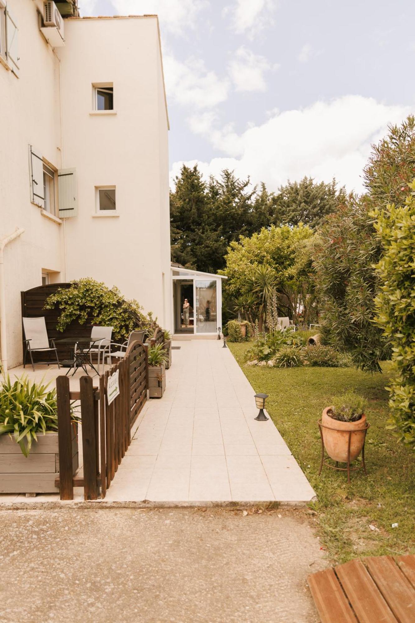Bed and Breakfast Mas Saint-Ange Lunel  Exterior foto